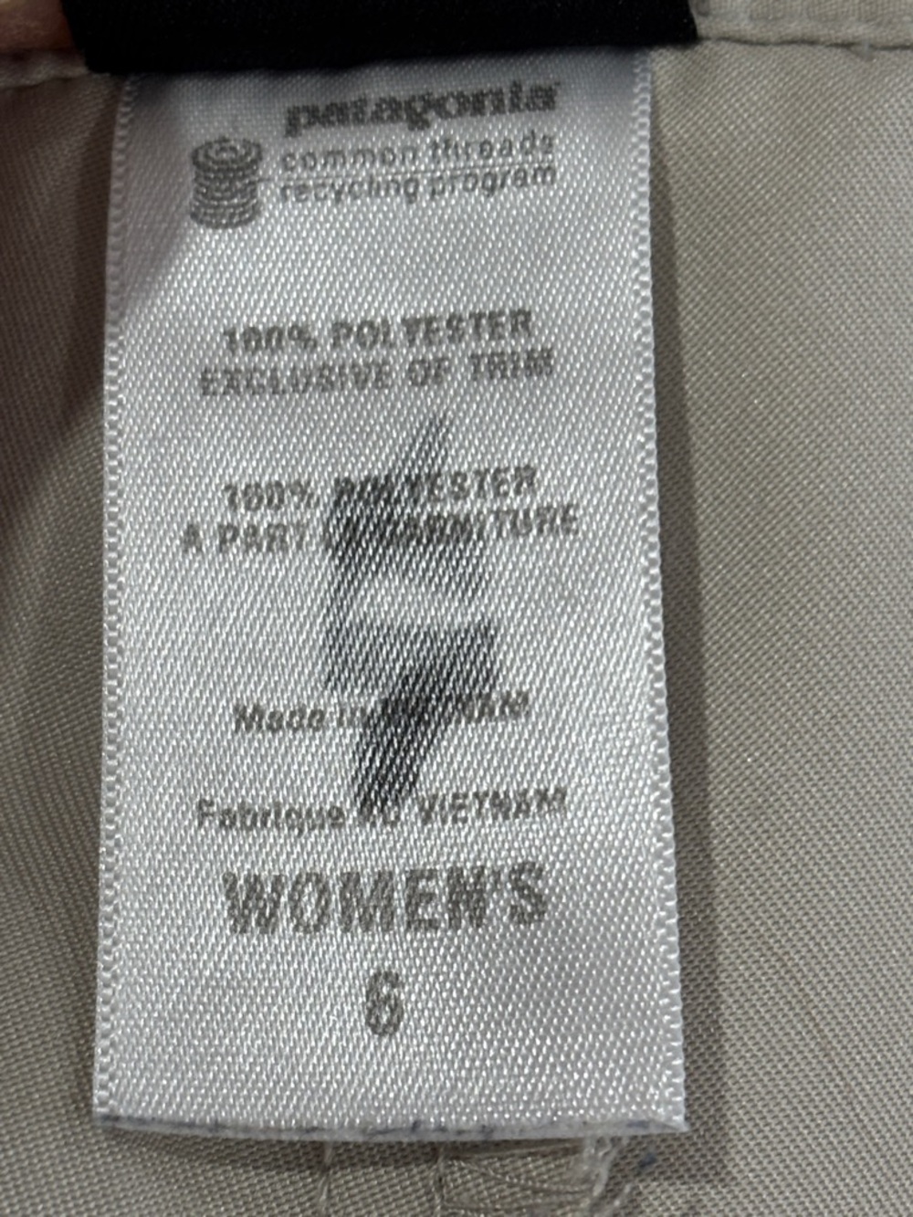 Patagonia White Mini Skirt — Clean A-Line tech-skort. - Picture 12 of 15